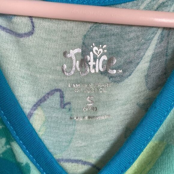 Floral tank and tie dye smiley tank - Picture 2 of 8